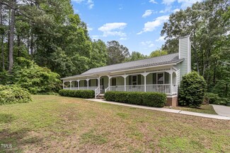 2115 Whispering Pines Dr, Clayton, NC 27520