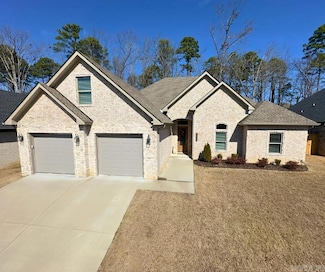 2614 Hurricane Gardens Dr, Bryant, AR 72019