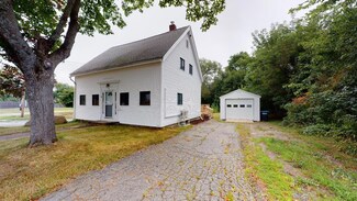 76 4th St, Old Town, ME 04468