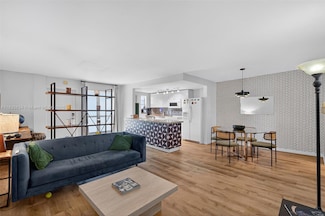 1340 Lincoln Rd Unit 403, Miami Beach, FL 33139