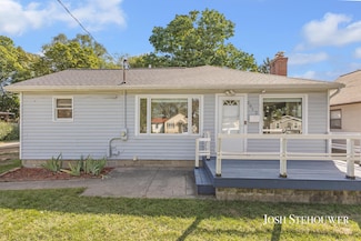2812 Longstreet Ave SW, Wyoming, MI 49509