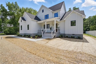 1653 Shipyard Rd, Chesapeake, VA 23323