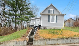 183 W Vine St, Roanoke, IN 46783