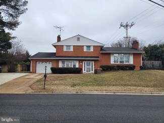 6504 Roberts Dr, Temple Hills, MD 20748