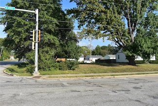 200 Sherman St, Belleville, IL 62221