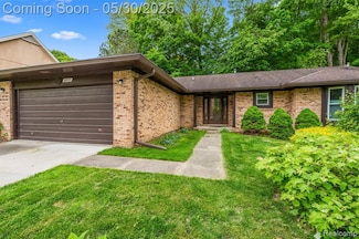 38833 Holsworth Ct, Farmington Hills, MI 48331