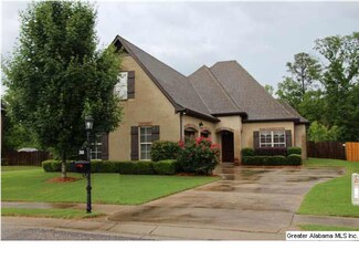 268 Lacey Ave, Maylene, AL 35114