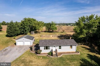 71 Pumphouse Rd, Taneytown, MD 21787
