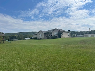 127 Mountain Meadow Rd, Hot Springs, AR 71913