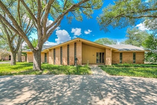 2640 Vista Del Arroyo Dr, San Angelo, TX 76904