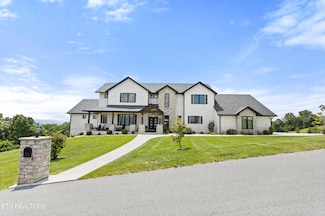 888 Smokey Quartz Blvd, New Tazewell, TN 37825