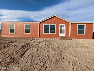 7850 S Loma Ln, Mayer, AZ 86333