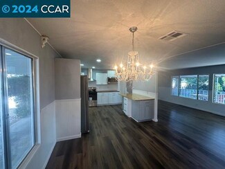 327 El Serena Unit 327, Pacheco, CA 94553