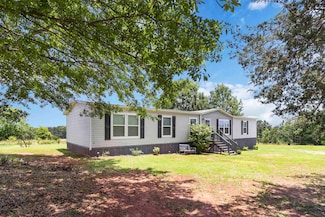 502 Shiloh Church Rd, Wellford, SC 29385