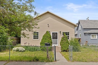 2212 W Gardner Ave, Spokane, WA 99201