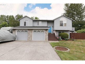 4451 SE 22nd Dr, Gresham, OR 97080