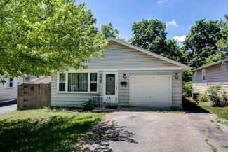 556 Hillcrest Terrace, Round Lake Park, IL 60073