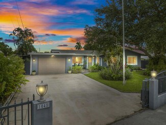 1048 W Shore Dr, West Palm Beach, FL 33406