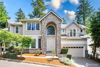 7817 NE 112th St, Kirkland, WA 98034