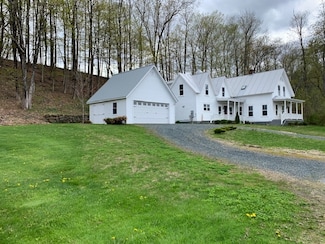 200 River St, Hartford, VT 05001