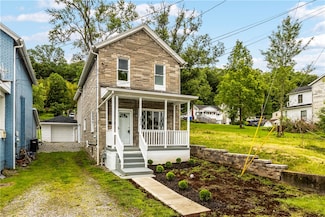 5834 Meade St, McKeesport, PA 15135