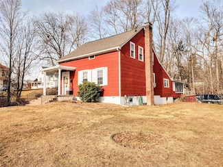 36 E Main St, Washingtonville, NY 10992