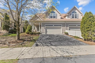 66 Dunbar Dr, Essex Junction, VT 05452