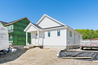 5 Feldspar Ln Unit 3, Cumberland, ME 04021