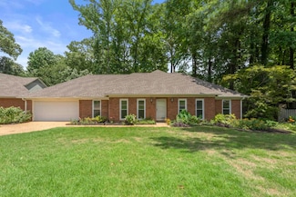 2046 Newfields Rd, Germantown, TN 38139