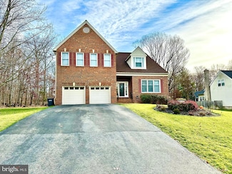 6001 Pocol Dr, Clifton, VA 20124