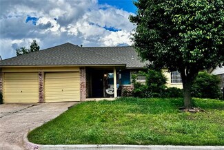 1504 City Ave, Moore, OK 73160