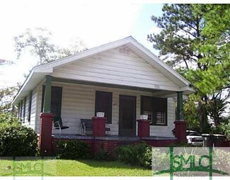1341 E Waldburg St, Savannah, GA 31404