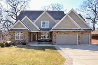 1235 Oak Ridge Dr, South Bend, IN 46617