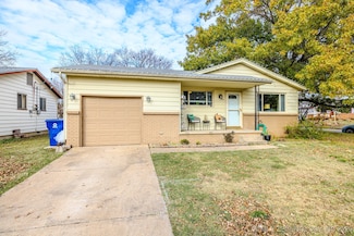 518 E Galveston Dr, Broken Arrow, OK 74012