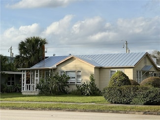1706 19th Place, Vero Beach, FL 32960