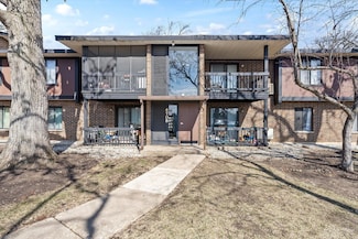 4708 W Northfox Ln Unit 7, McHenry, IL 60050
