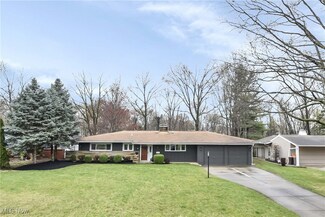 2706 Country Club Blvd, Rocky River, OH 44116