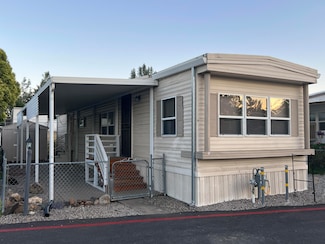 481 Twin View Blvd, Redding, CA 96003