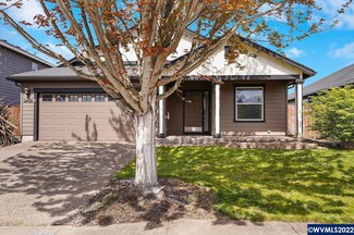 2469 Dorsey Dr, Hubbard, OR 97032