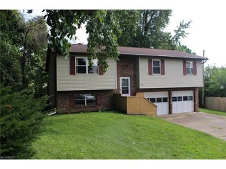 100 Delray Dr, Marietta, OH 45750