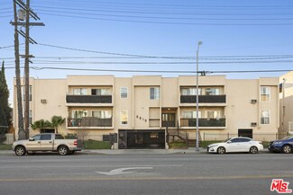 6819 Laurel Canyon Blvd, Los Angeles, CA 91605