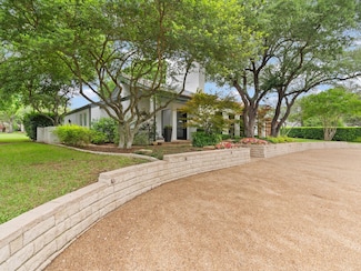 5512 Bent Tree Dr, Dallas, TX 75248