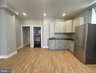 1713 S 22nd St Unit 1F, Philadelphia, PA 19145