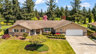 6888 Golf View Dr, Lynden, WA 98264