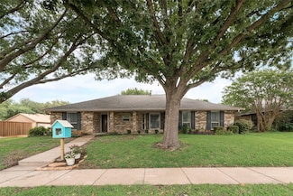 3410 Queenswood Ln, Garland, TX 75040