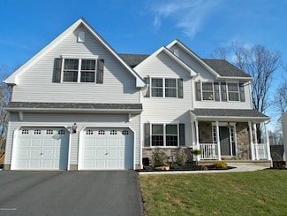 130 Fairway Dr, Drums, PA 18222