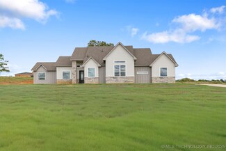 223 Vaughn Ln, Calera, OK 74730