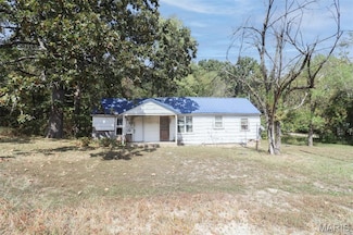 602 W 6th St, Dixon, MO 65459