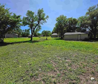 15 N 10th St, Herington, KS 67449