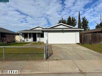 1714 Ashwood Dr, Oakley, CA 94561